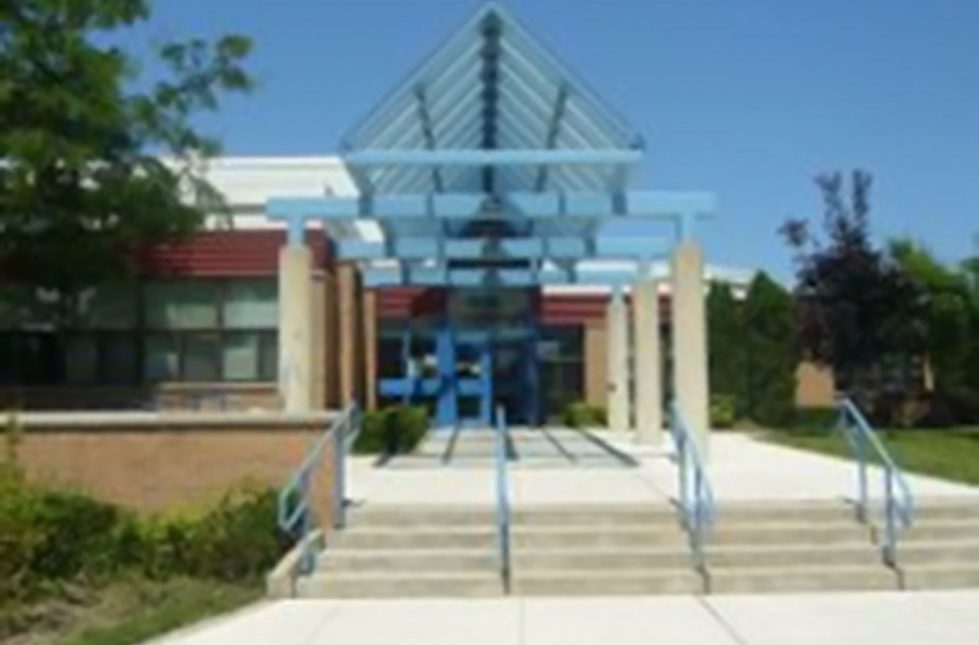 Charles Howitt School - 30 Pearson Ave, Richmond Hill, ON L4C 6T7
